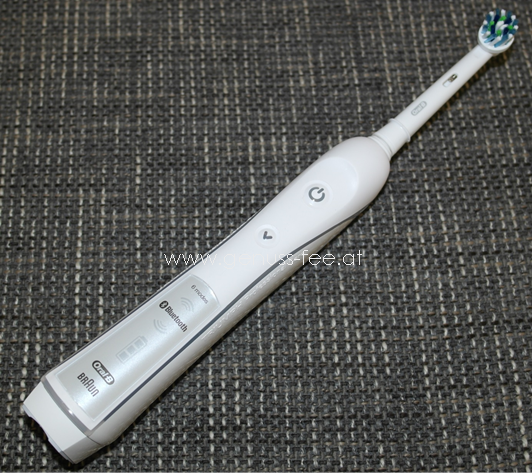 Braun Oral-B White Pro 7000 Smart Series Elektrische Premium-Zahnbürste mit Bluetooth