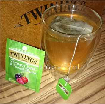 Twining Green Tea & Forest Fruits 1